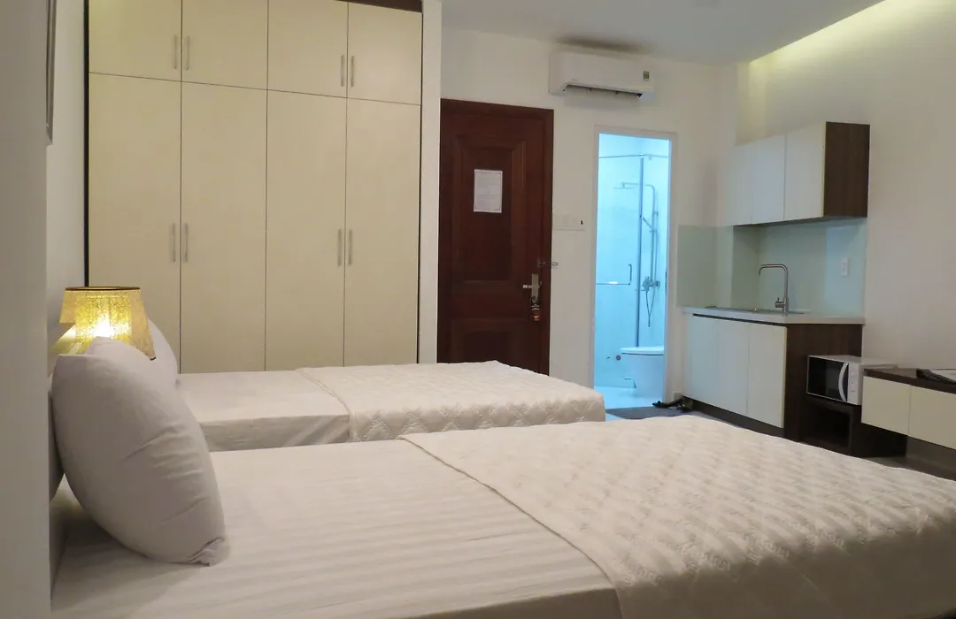 Aladdin Hotel-1